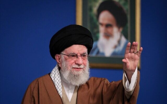 Khamenei : La situation actuelle entre l'Iran et les États-Unis est « insoluble »