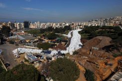 One of the “rivers of garbage” that earned Lebanon a sad reputation for several months. Here in Jdeideh, in the suburbs of Beirut, on Feb. 25, 2016. Archive photo OLJ.