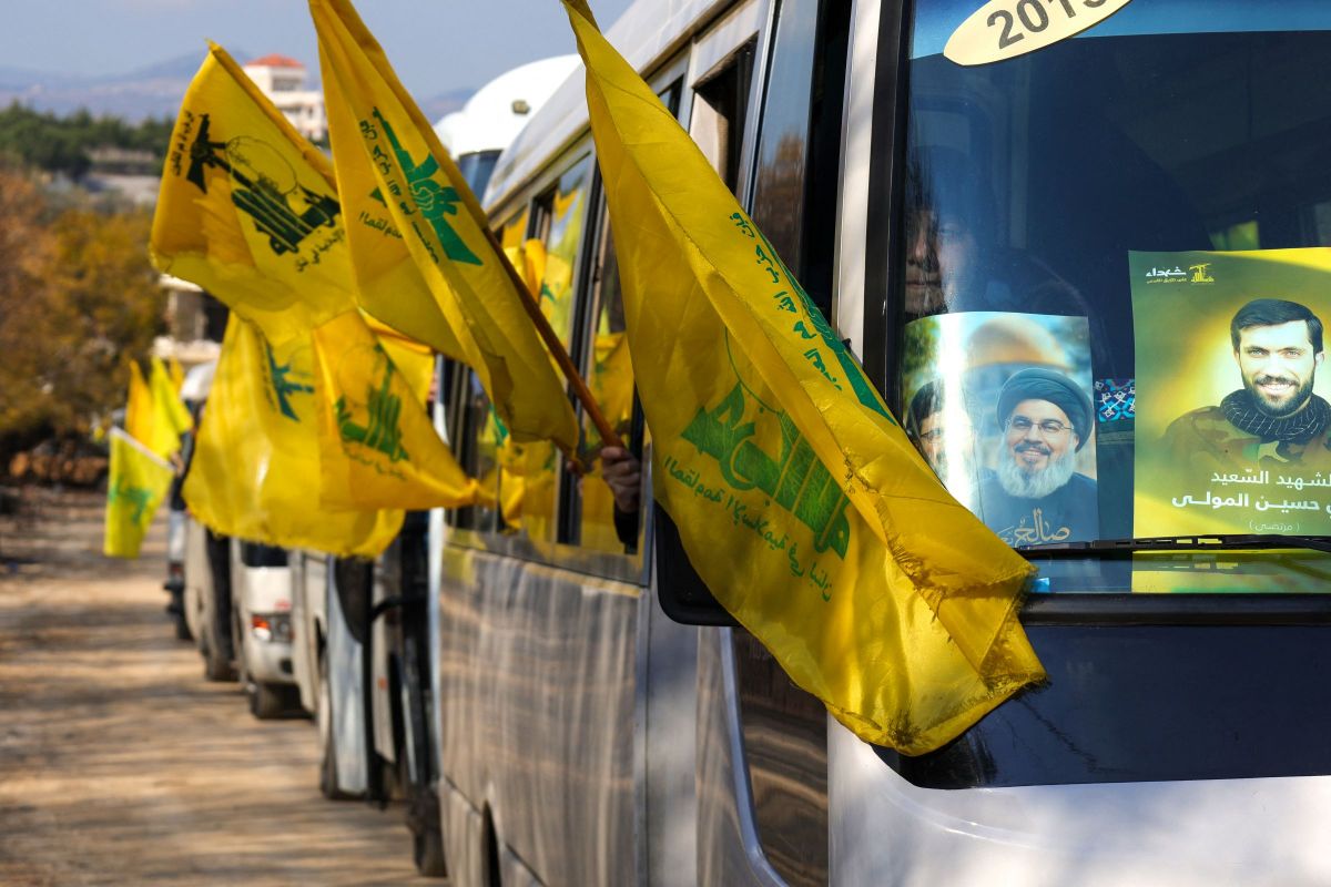 Hezbollah bloc: Disarmament plan violates constitution, Taif agreement