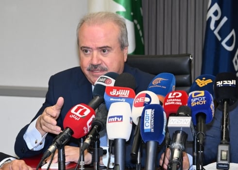 Une partie des dépôts gelés ne pourront être restitués que sous forme d’actions, concède Jaber