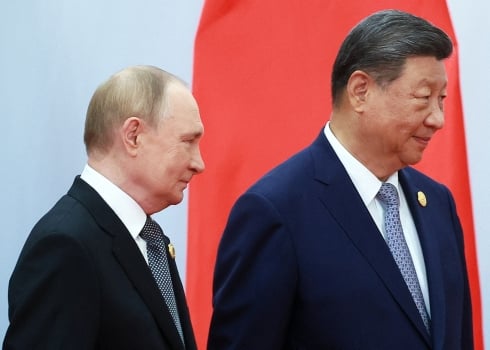 Xi et Poutine s'en prennent à l'Occident devant les grands d'Eurasie