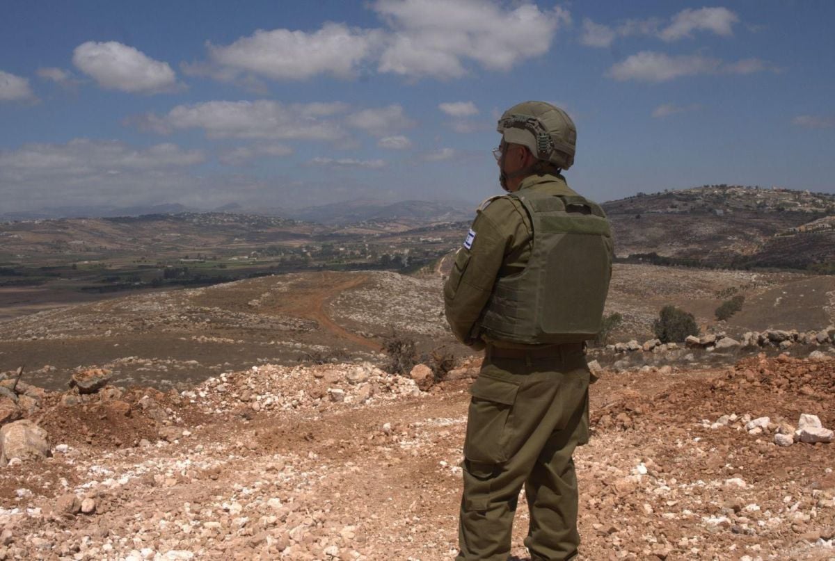 Adraee conducts 'field tour' in Israeli-occupied Lebanese territory opposite Khiam