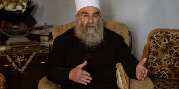 Le cheikh druze Hikmat el-Hijri se rétracte sur un accord d’échange de prisonniers à Soueida