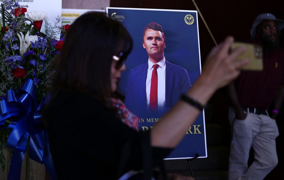 « Je suis désolé pour tout cela » : le suspect dans l'assassinat de Charlie Kirk se serait confié à ses amis, révèle le WP