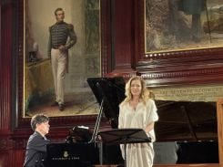 The soprano Barbara Hannigan, with Stephen Gosling on piano, during the tribute to Pierre Audi in New York. (Credit: Sylviane Zehil/L'Orient Today.)