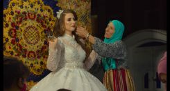 Dans « Machtat », Sonia Ben Slama filme des femmes qui marient d’autres quand leur union bat de l’aile. Photo Khamsin Films