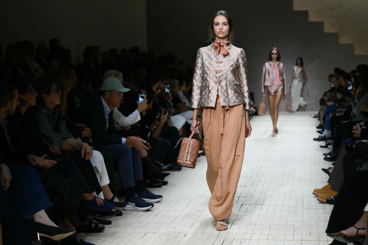 Chaises musicales et passages de témoins : entre Milan et Paris, des semaines de la mode « historiques »