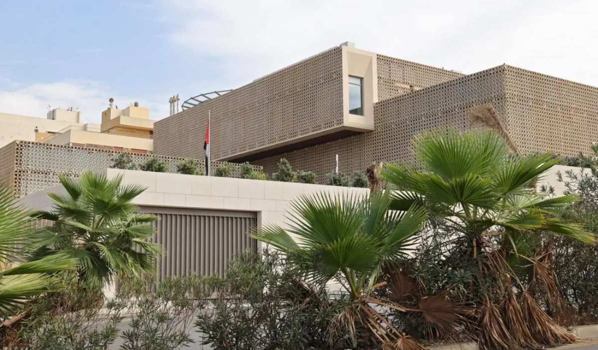 Reopening of UAE embassy: New ambassador arrives in Beirut