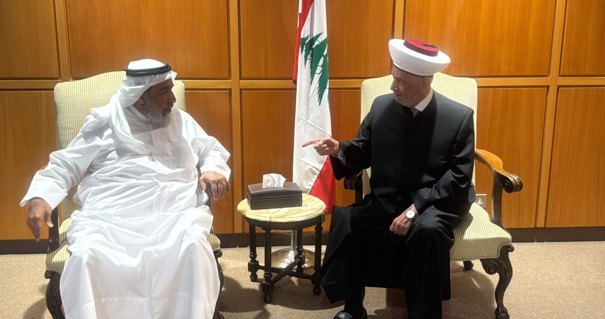 Qatari minister arrives in Beirut for inauguration of a mosque