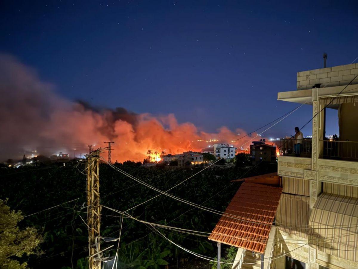 Power outage in several areas of southern Lebanon after Israeli strike destroys power lines 