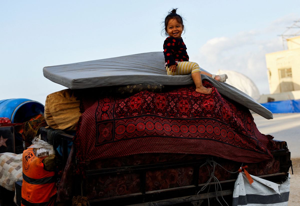 Israel approves phase one of cease-fire, begins partial Gaza withdrawal: Everything you need to know this Friday