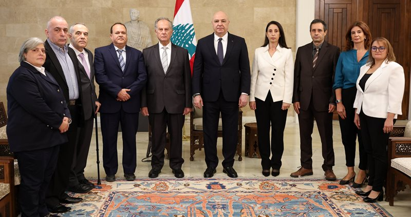 « Le droit de connaître la vérité est sacré », affirme Aoun devant la Commission nationale pour les disparus 