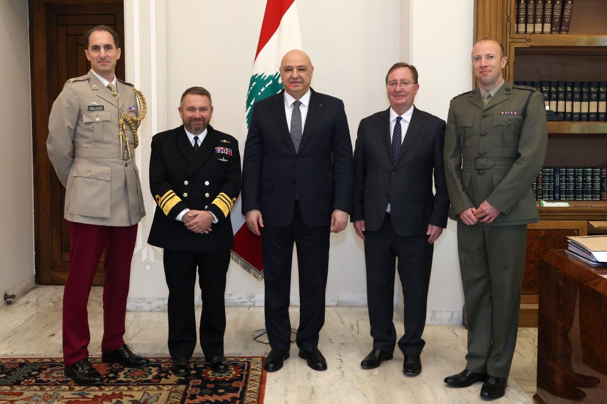 Aoun reçoit le conseiller du ministère britannique de la Défense