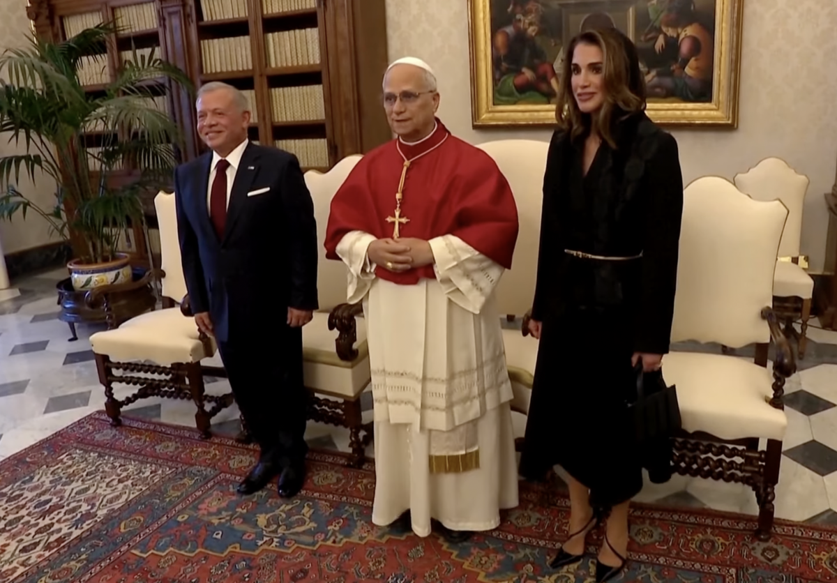 Quand Rania de Jordanie s'enquiert auprès du pape de la « sécurité » de son voyage au Liban