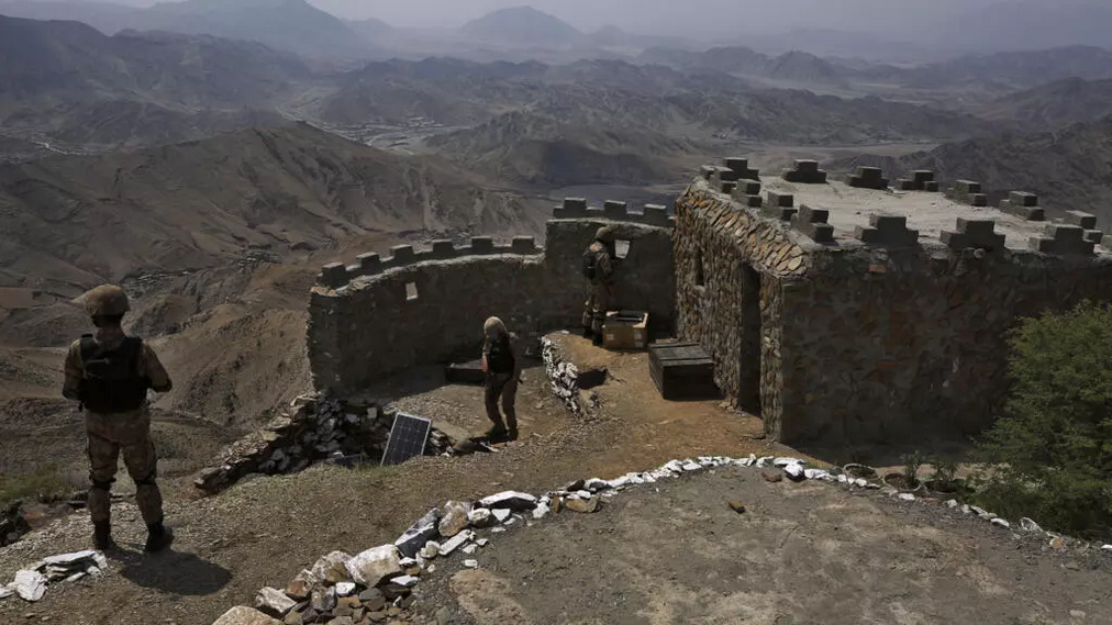 Afghan, Pakistani negotiators in Doha for peace talks after fierce clashes