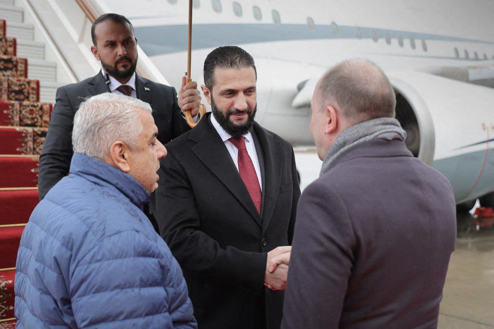 Sharaa arrives in Moscow to discuss Russian bases and request Moscow to hand over Assad
