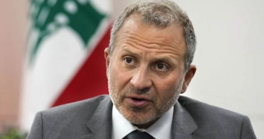 Bassil accuse le gouvernement d' « encourager les Syriens à rester au Liban »