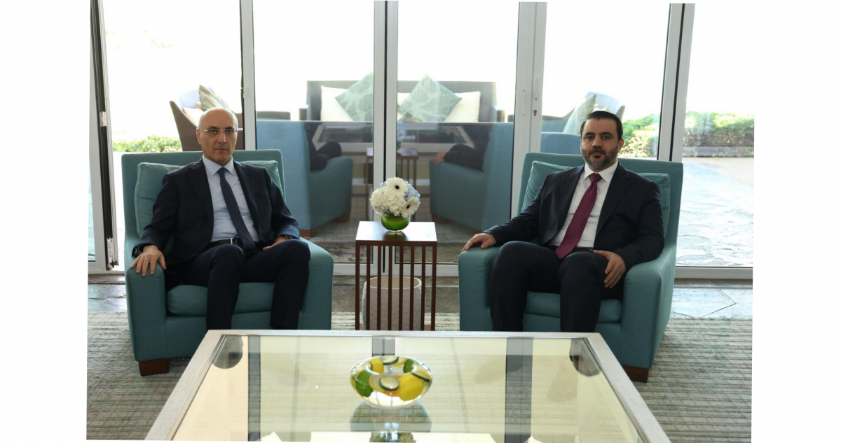 Hajjar et Chaïbani discutent de coopération sécuritaire à Manama