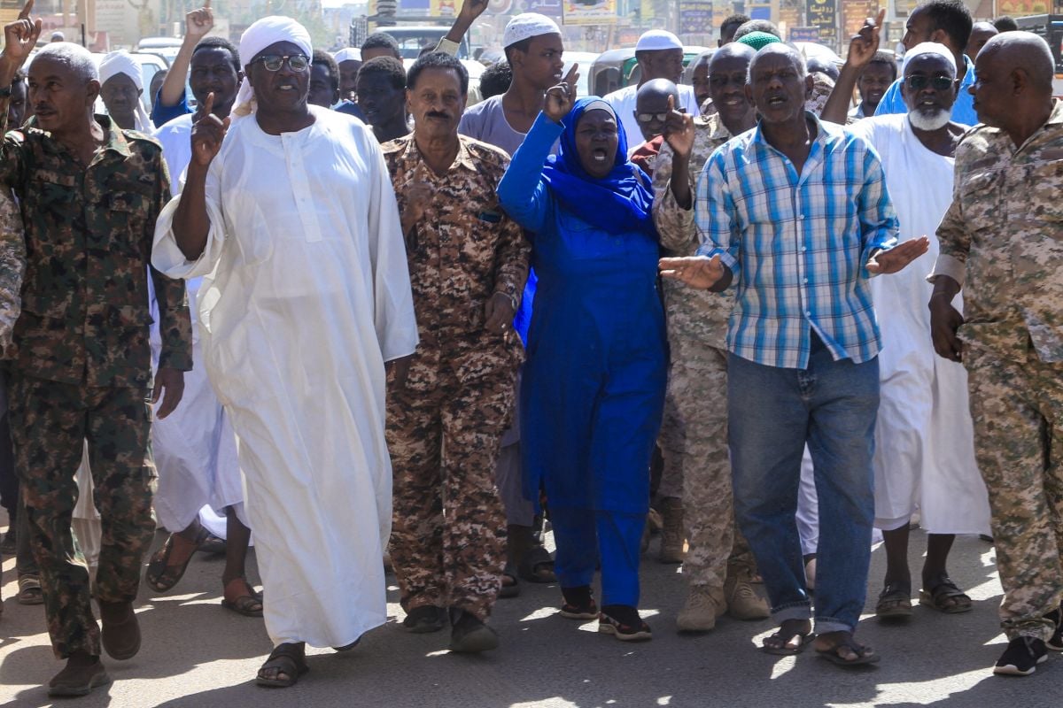 Tens of thousands flee as conflict spreads east from Darfur