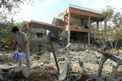 L'UE condamne les frappes israéliennes, exige le respect du cessez-le-feu