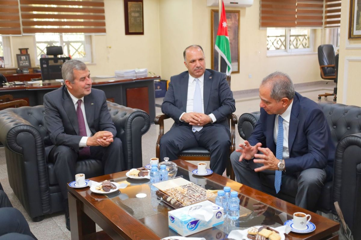 Réunion trilatérale Liban-Jordanie–Syrie sur un projet d’interconnexion énergétique