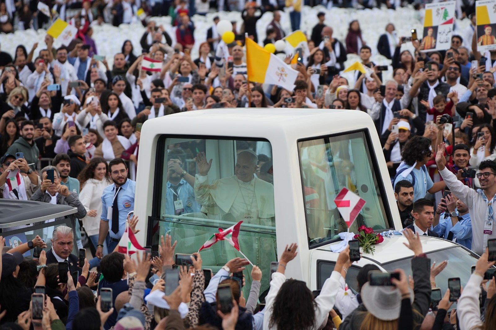 In his homily, the Holy Father also spoke of Lebanon’s “fragile political context,” its “dramatic economic crisis,” and the “conflicts” overshadowing the country’s beauty.

“Let us disarm our hearts,” he urged the Lebanese and the peoples of the region, before offering one final crowd greeting aboard the popemobile. 

(Credit: Mohammad Yassine/L’Orient-Le Jour)