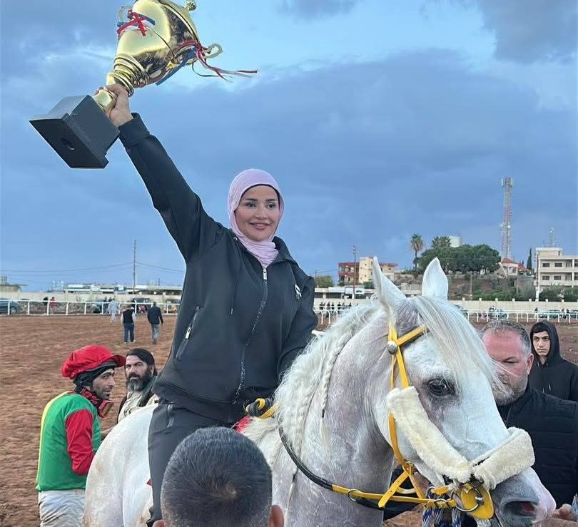 Troisième course de chevaux dans une nouvelle piste de course au Akkar