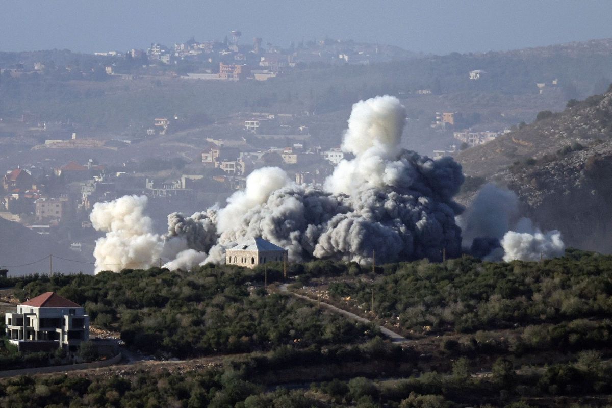 Les attaques israéliennes au Liban-Sud se poursuivent, malgré l'arrivée du pape 