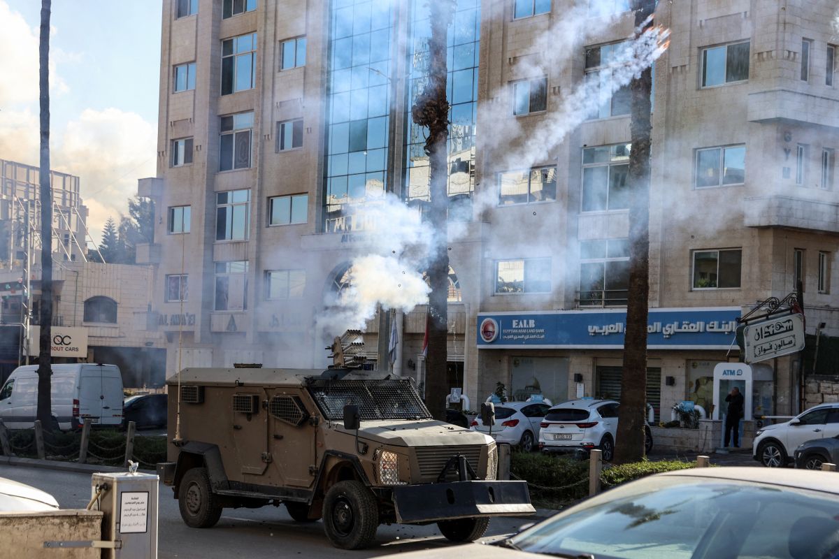 Israel army says killed two Palestinians after attacks
