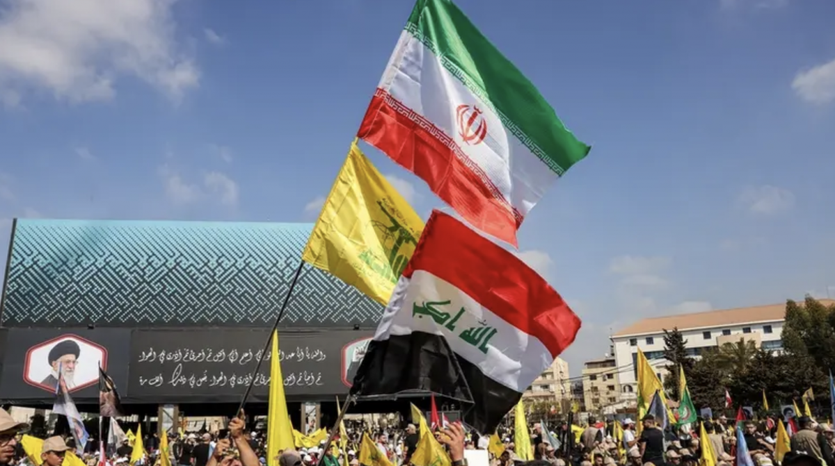 Des responsables irakiens limogés après avoir inscrit le Hezbollah et les houthis sur la liste des groupes terroristes