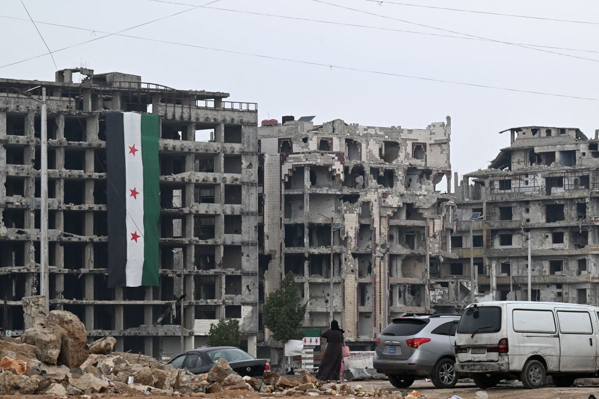Where did the billions of dollars promised to the new Syria go?
