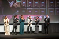 Virginie Efira entourée de l’équipe de « Vie privée », aux côtés de Jodie Foster et de la réalisatrice Rebecca Zlotowski, lors de la présentation du film. Photo avec l'aimable autorisation du Festival de Marrakech