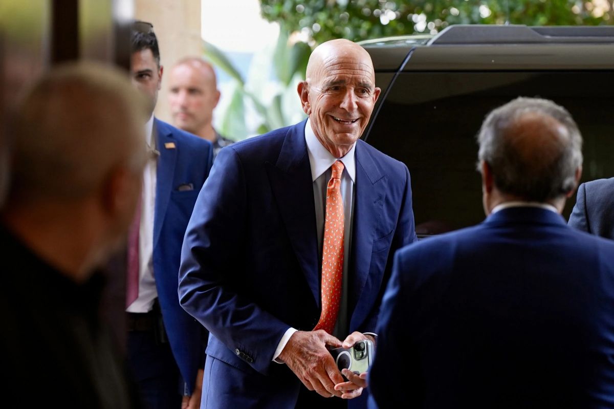 Barrack appelle à « réunir » le Liban et la Syrie, pays qui ont « de nouveaux bons leaderships »