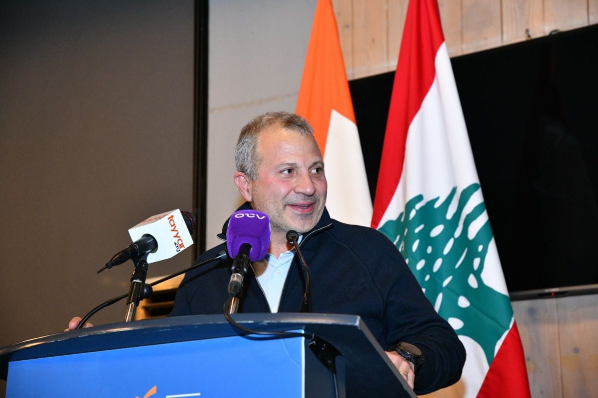 Les autorités libanaises agissent en « position d'infériorité » avec la Syrie, critique Bassil