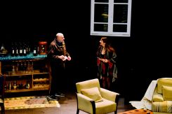 Betty Taoutel et Jacques Mokhbat, duo d'acteurs dans "Mono-pause". Photo fournie par la comédienne