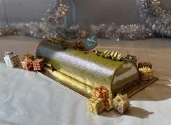 La bûche pistache mafrouke de Hallab 1881. Photo Téa Ziadé/L'OLJ