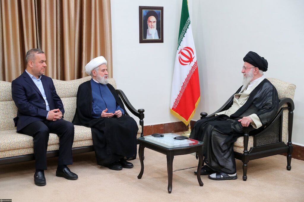 Le grand dilemme de Téhéran et du Hezbollah : confrontation ou patience stratégique ?