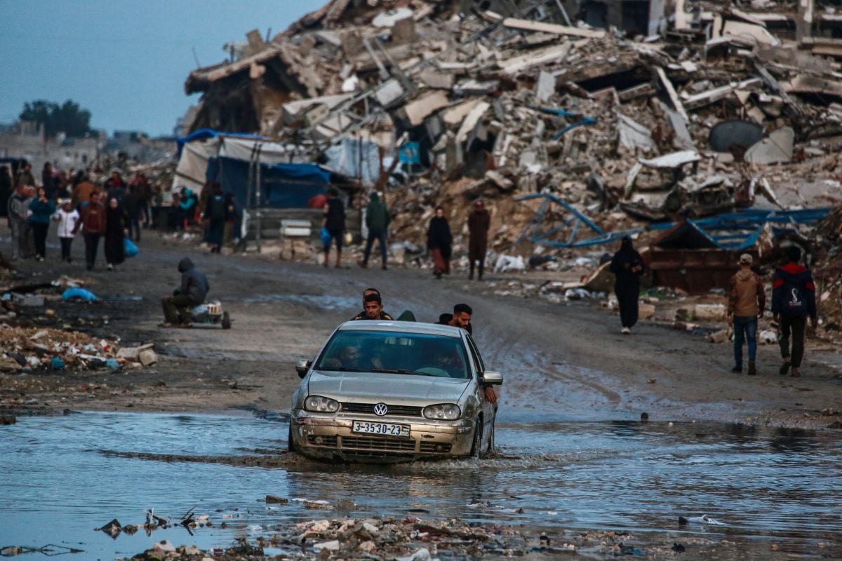 Un bébé meurt de froid à Gaza, touchée par les pluies torrentielles de la tempête Byron