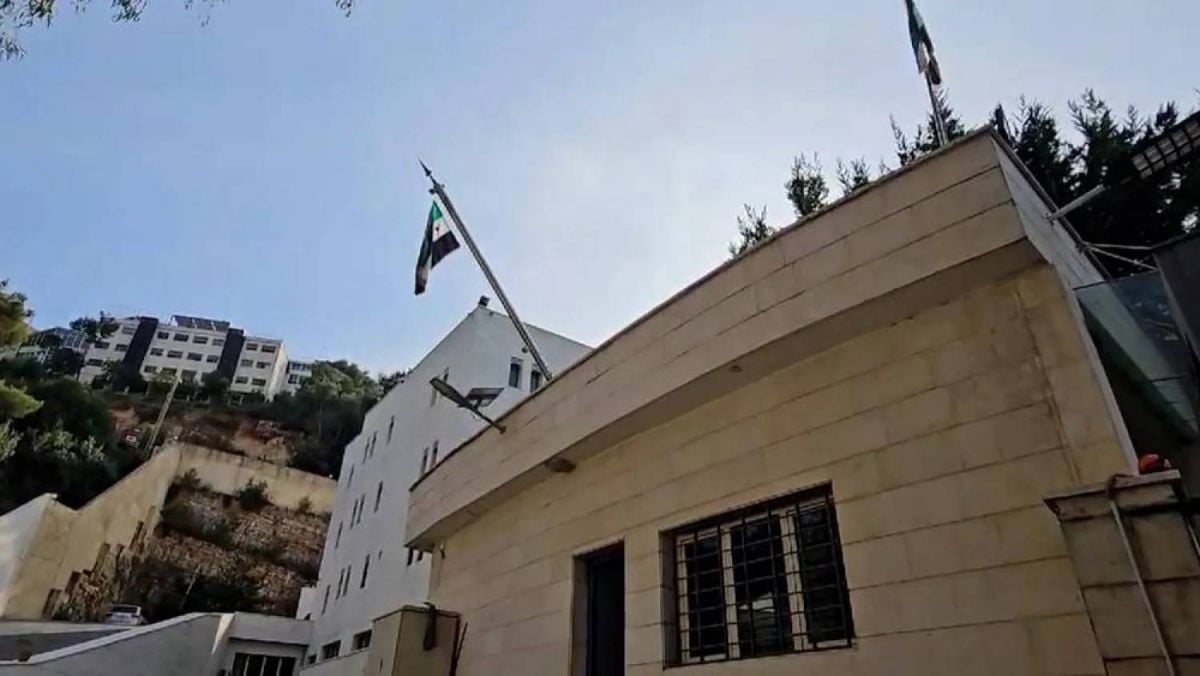 Syrian chargé d’affaires appointed in Beirut: A step toward rapprochement?