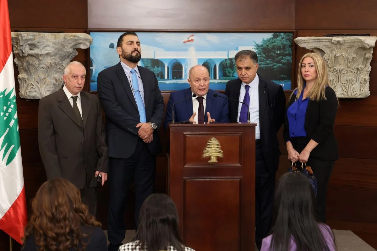 Aoun formera un nouveau comité sur les salaires dans le secteur public, annonce le patron de la CGTL