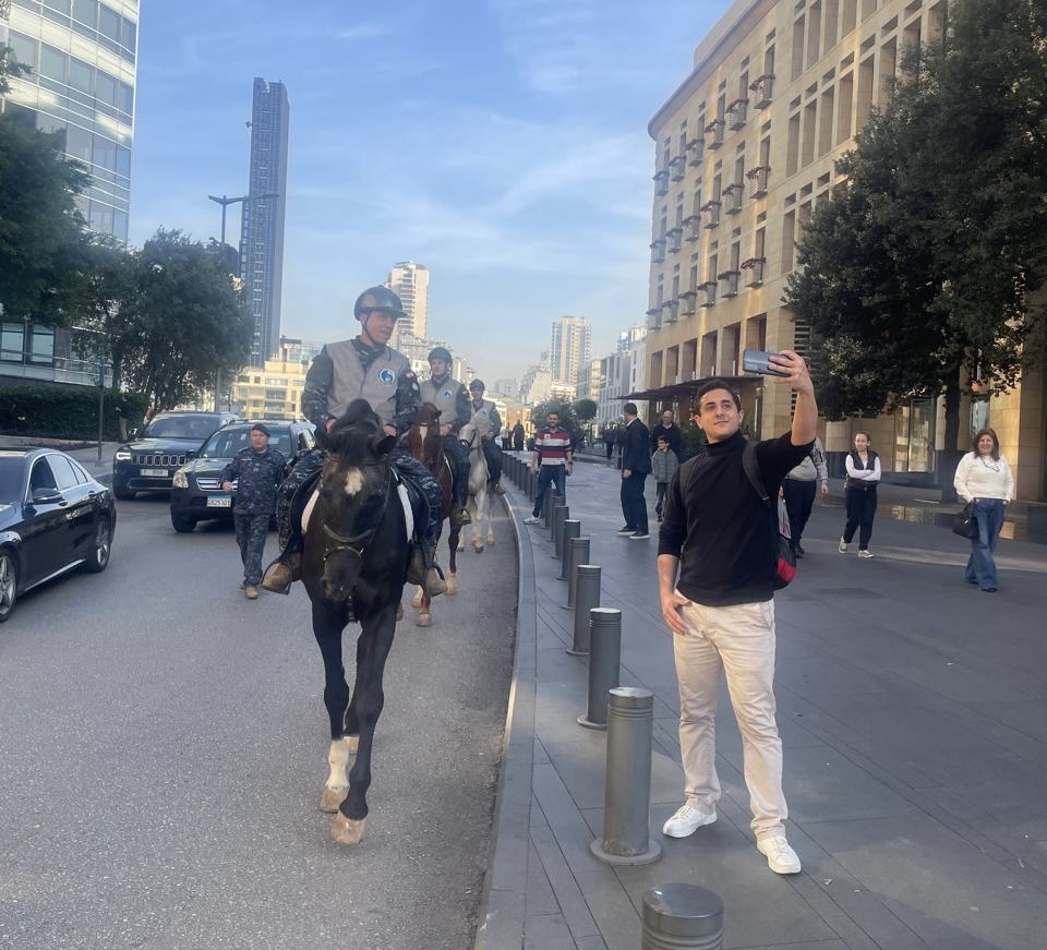 La police déploie des patrouilles équestres à Beyrouth