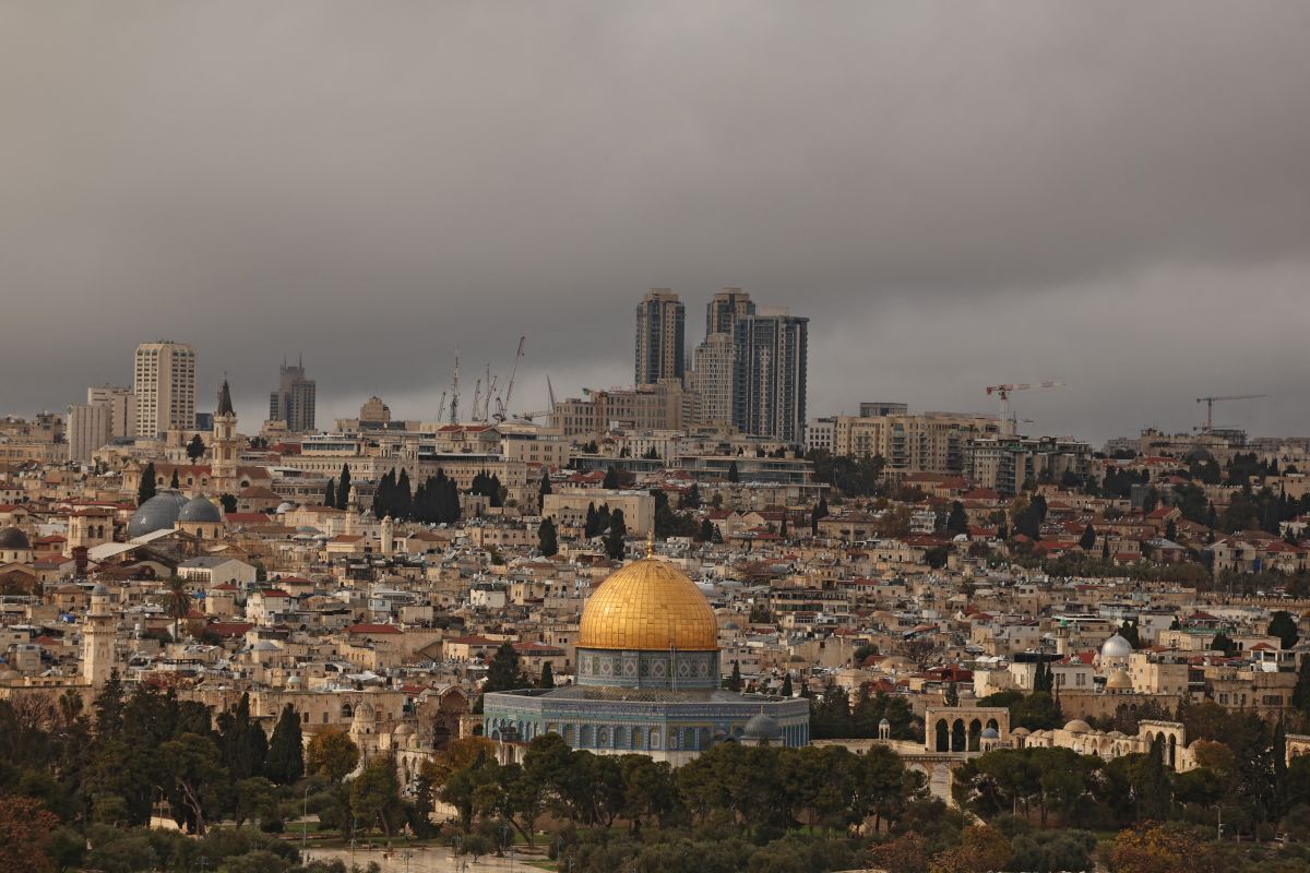 Plus de 500 colons israéliens prennent d'assaut le complexe de la mosquée Al-Aqsa