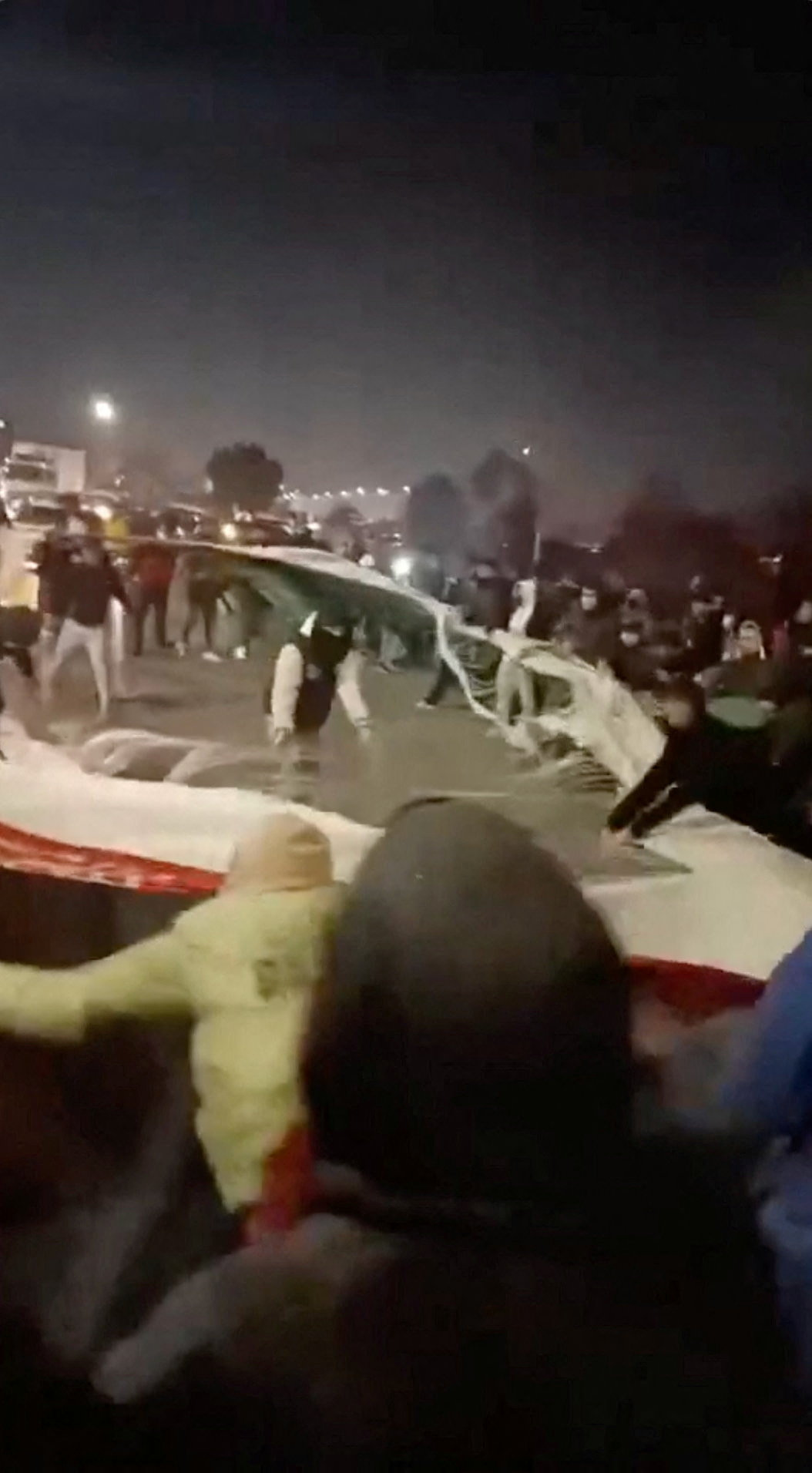 New clashes hit as opposition urges protests