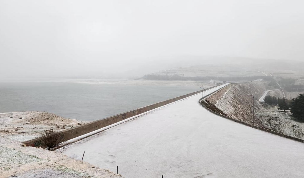 Fortes pluies et neige à moins de 1 000 mètres au Liban, risque de gel en montagne