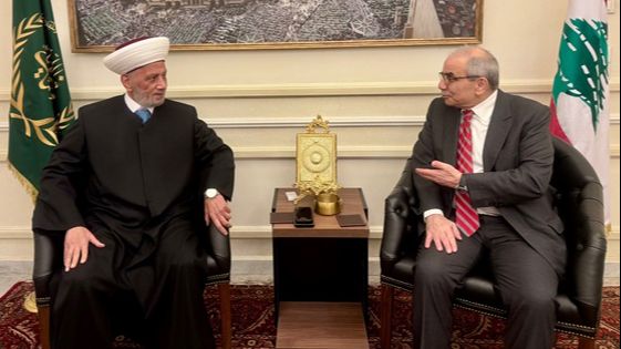 A Dar el-Fatwa, Salam appelle à « imposer l'autorité de l'État pour rétablir la confiance avec les partenaires arabes et internationaux »