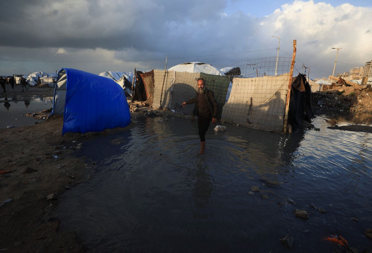 Noor Alyacoubi, depuis Gaza : À chaque tempête, l’eau envahit la vie de Abir