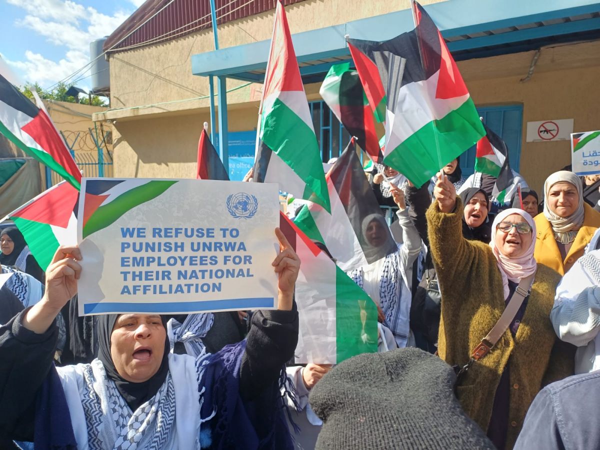Sit-in palestinien à Aïn el-Héloué contre la réduction des services de l'Unrwa