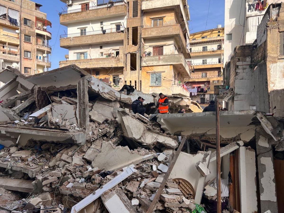 Building collapse in Qobbeih: Tributes and funerals for 2 victims after a night of anger in Tripoli