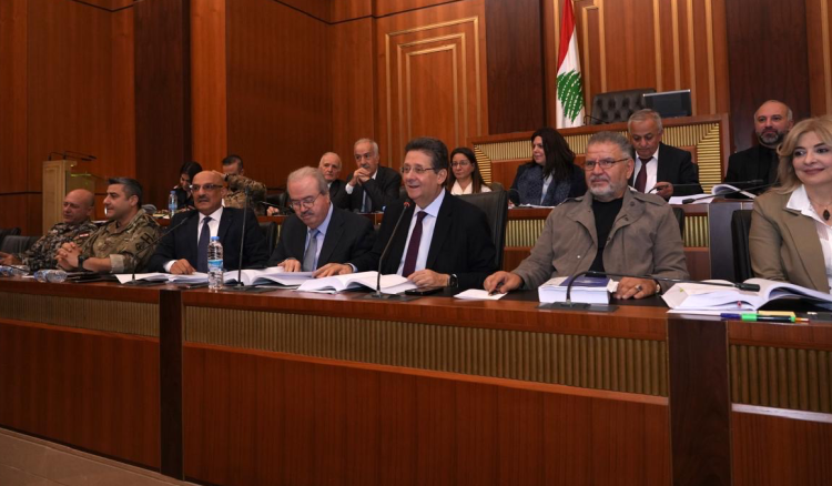 Hausse fiscale, dépenses insuffisantes, absence  « de vision » :  les principales critiques de la commission parlementaire sur le Budget 2026