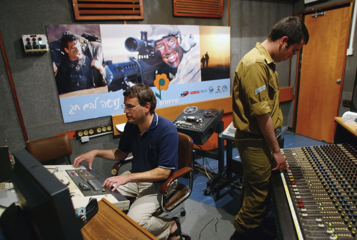 Radio militaire devenue station « sandwich » : Galei Tsahal, cette voix qui crispe le pouvoir israélien